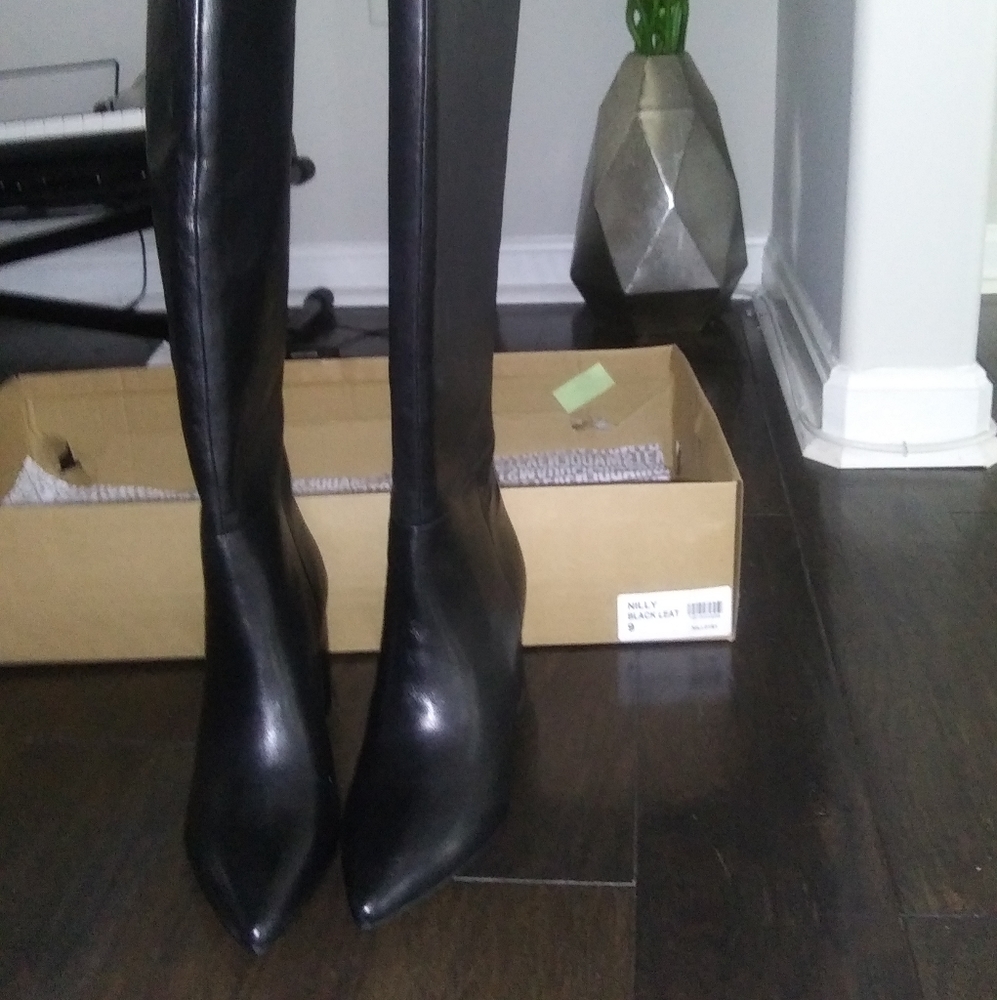 STEVE MADDEN Nilly Knee High Boot